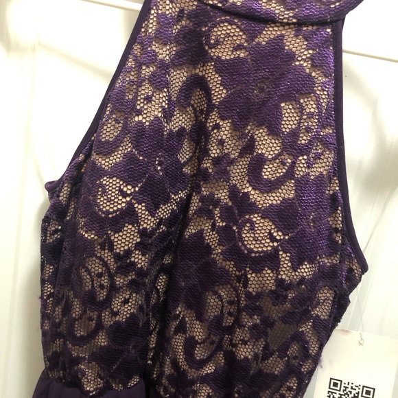 Dress - Picture 2 of 5